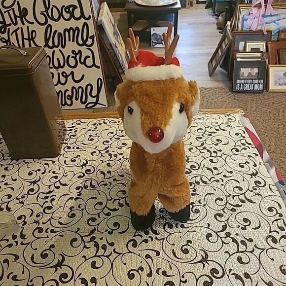 Red Nose Reindeer - Picture 3 of 8